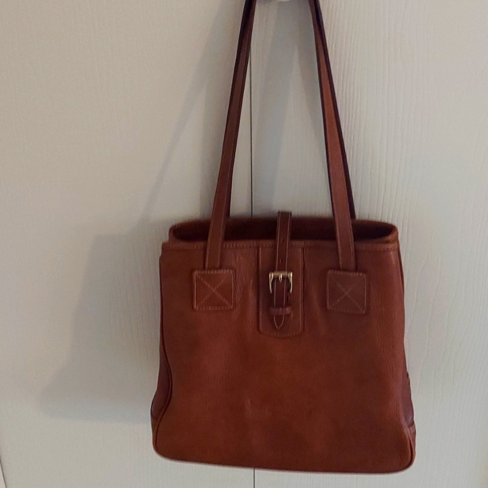 Dooney & Bourke Leather Tote GUC